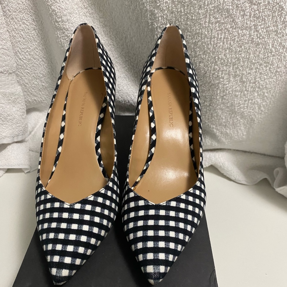 Black and white plaid banana republic heels